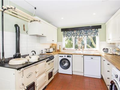 Kitchen/ Breakfast Room